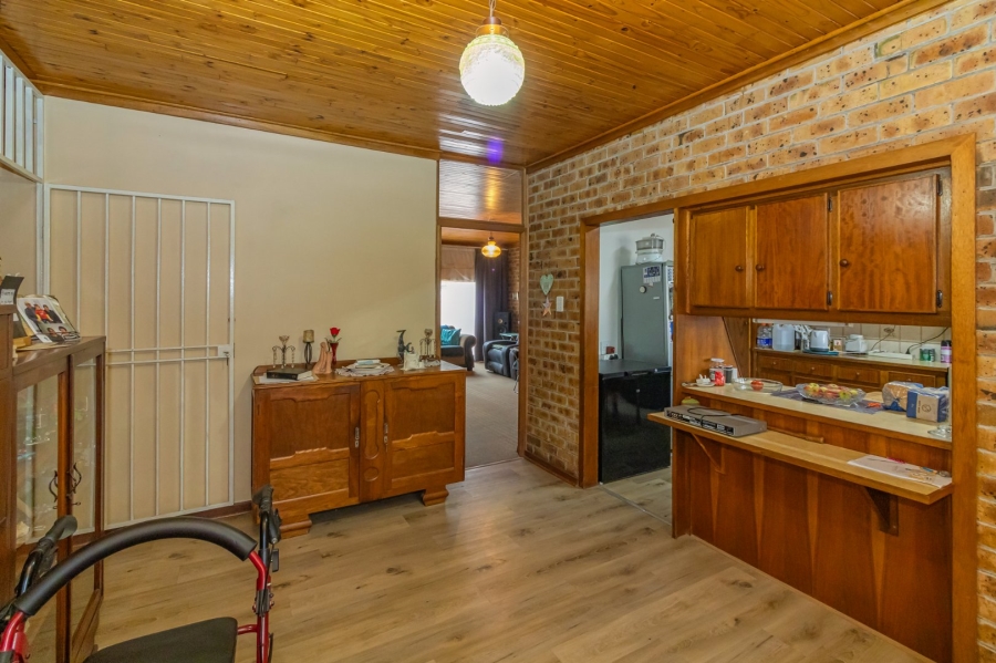 3 Bedroom Property for Sale in Uitsig Free State